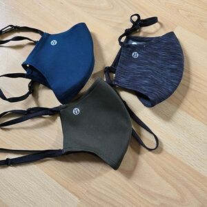 LULULEMON masks 